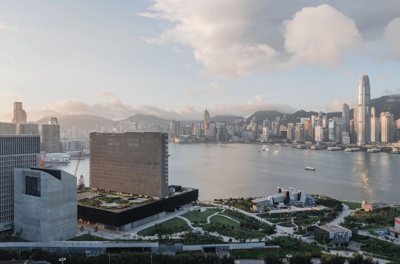 香港の現代美術館M+　©Virgile Simon Bertrand/Courtesy Herzog & de Meuron