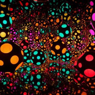 【限定額装品】草間彌生 Infinity Mirror マット付ブラックフレーム 限定額装品】草間彌生 Infinity Mirror マット付ブラック