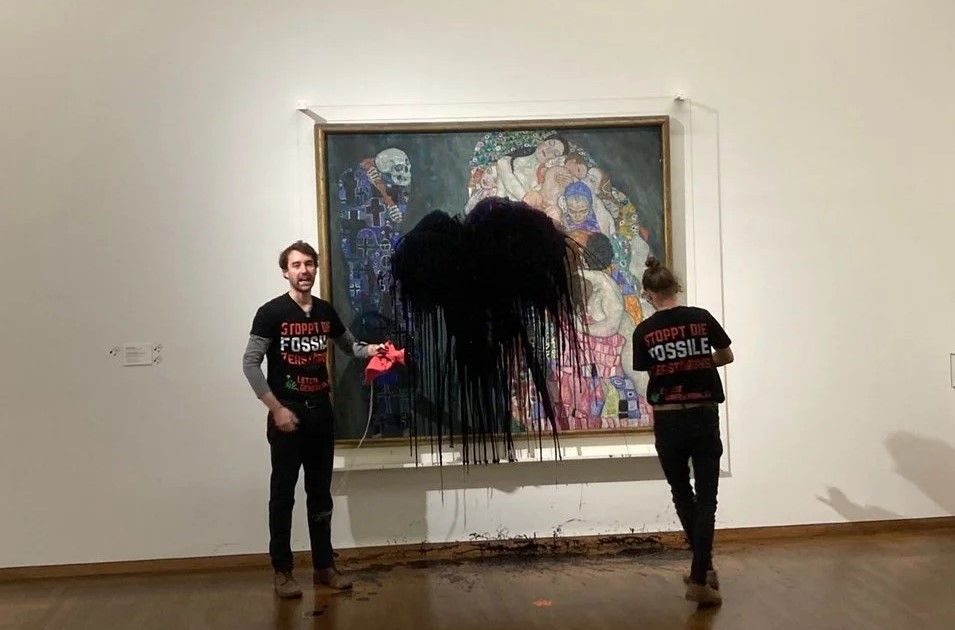 Klimt_39daaeb965-955x630.jpg