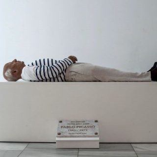 tn_Picasso_Corpse_383bfa0a74-