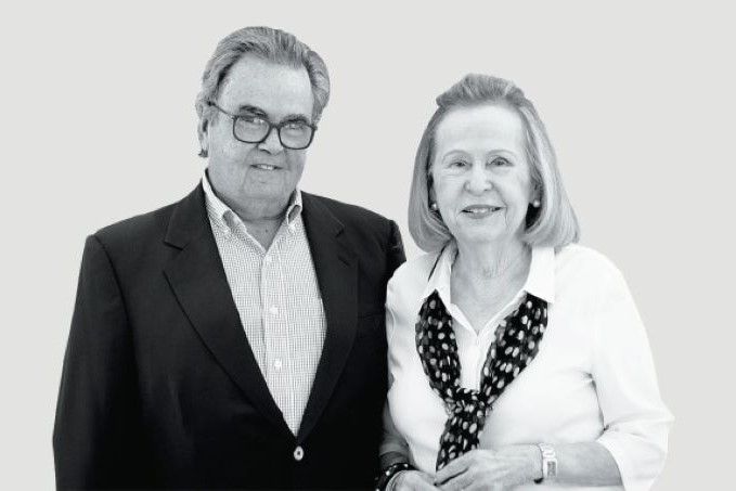 Rosa and Carlos de la Cruz