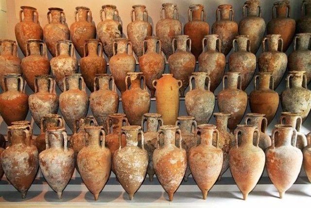 tn_Amphora_9742746a7a-640x427.jpg