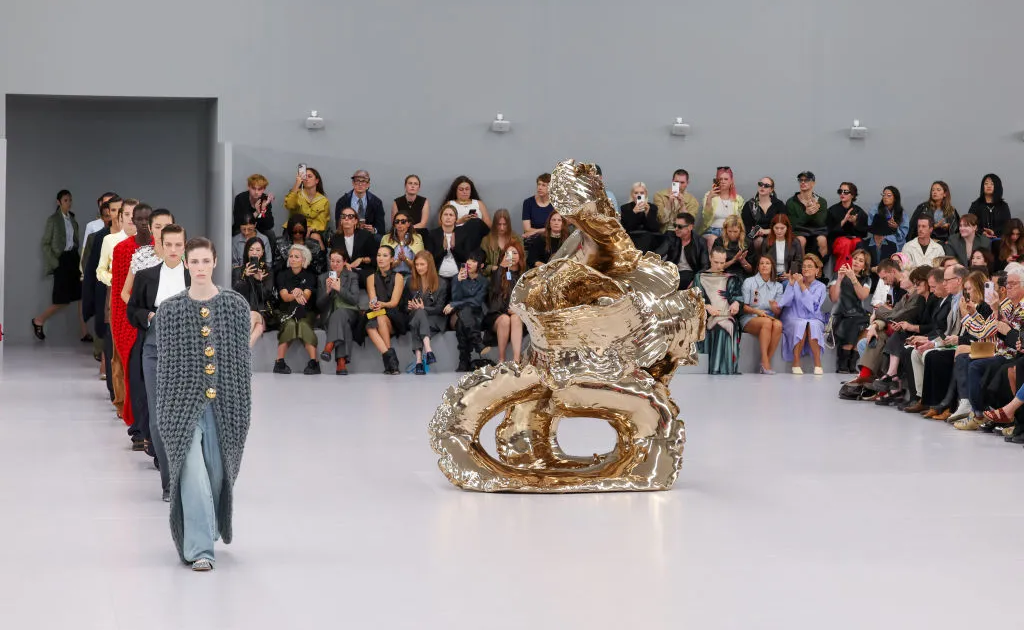 ロエベとアレキサンダー・マックイーンの最新コレクションは、偉大なる