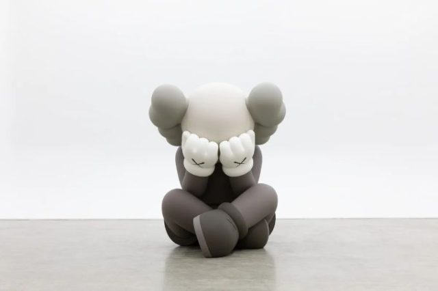 KAWS_SEPARATED_2021_KAWS_fotor