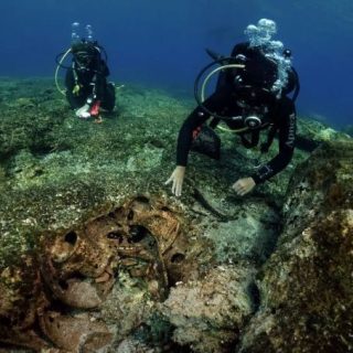 エーゲ海に沈んだ古代の沈没船10隻を発見。最古の船は紀元前3000年前
