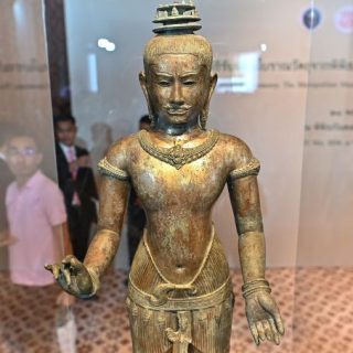 tn_Golden_Boy_40e5cbf894-