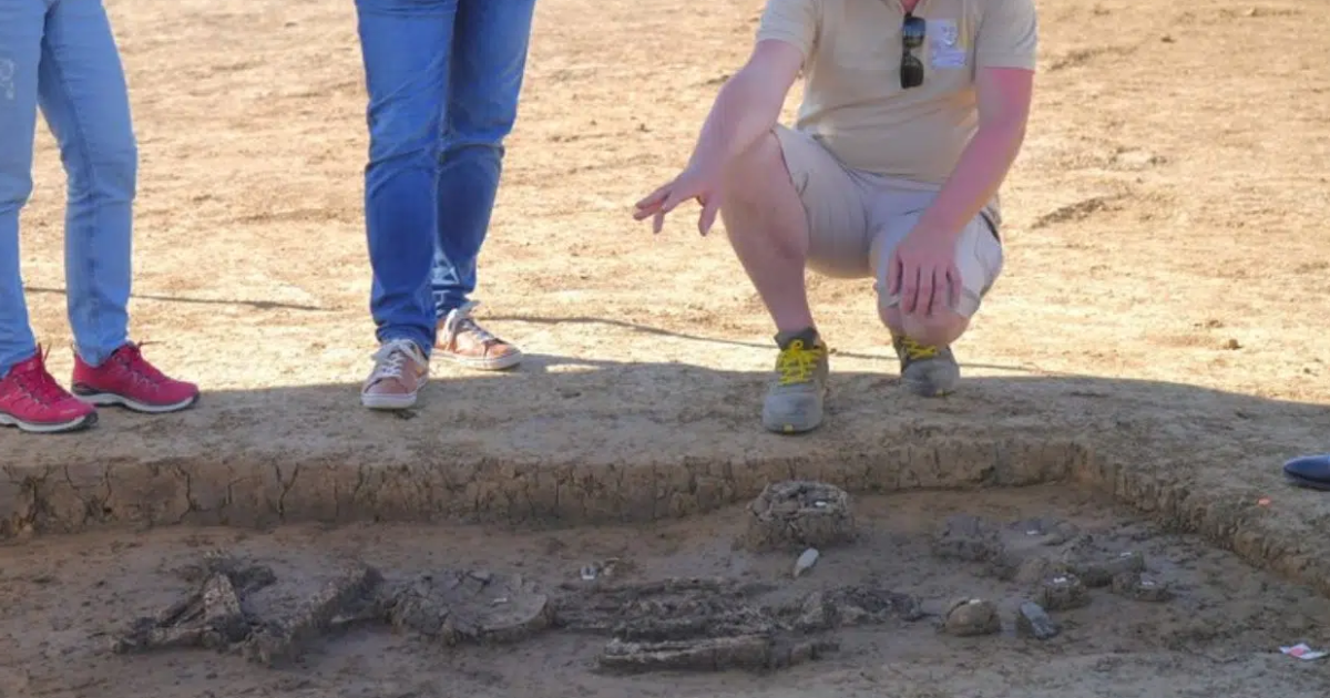 6800_year_old_burial_of_neolit 