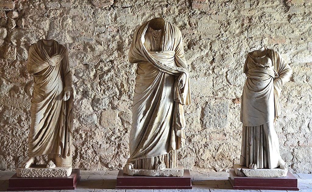 古代ローマ彫刻が「首なし」なのはなぜ？ 専門家がその理由を明かす