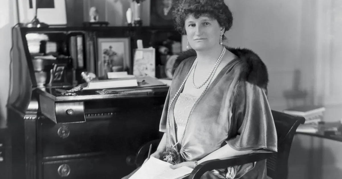 Inventing_the_Modern_Abby_Aldr