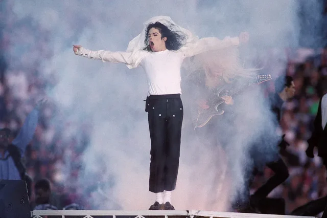 リビングストーン マイケル・ジャクソン 1990 版画作品 Getty_Images_95476311_ce8c48dd
