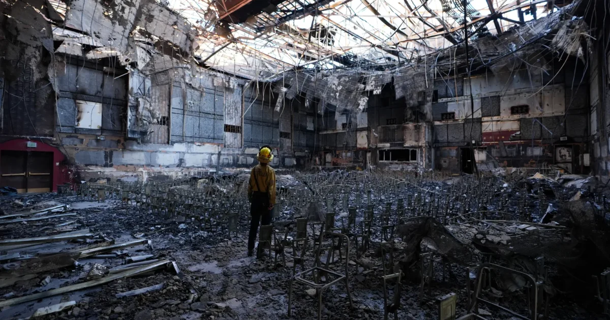 油絵 山火事 死者は13人に ロサンゼルス山火事は延焼続く 著名美術館「ゲッティ