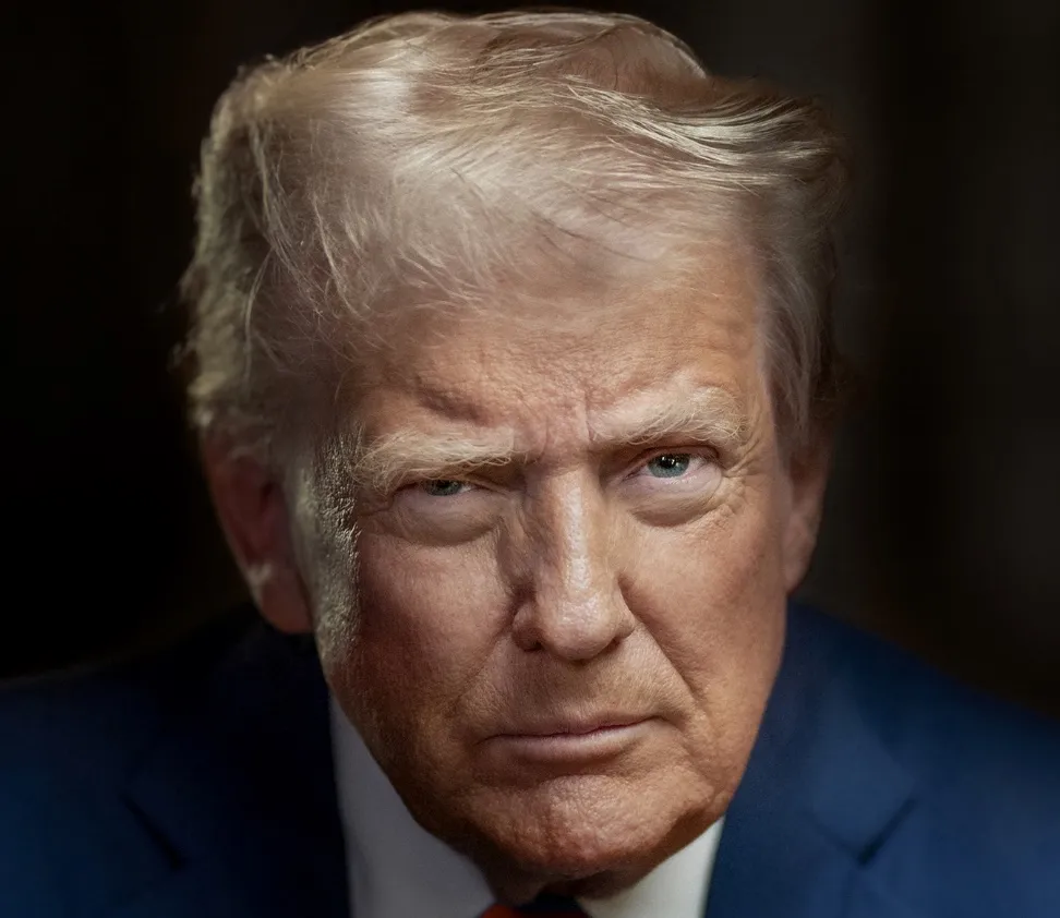 新たに公開されたトランプ大統領の肖像写真。Photo: Courtesy of White House