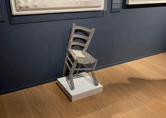 ゴッホチェア van-gogh-chair-palazzo-maffei-