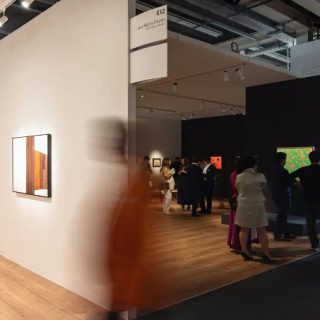 2025年アート・バーゼルの会場風景。Photo:Sara Barth/Courtesy Art Basel