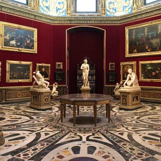 アンティーク洋書 ウフィッツィ美術館The Uffizi Gallery アンティーク