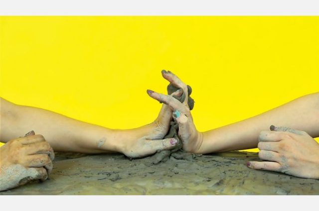 鹿島茂評「男のいない世界」フェミニズムズ/FEMINISMS展 | ARTnews