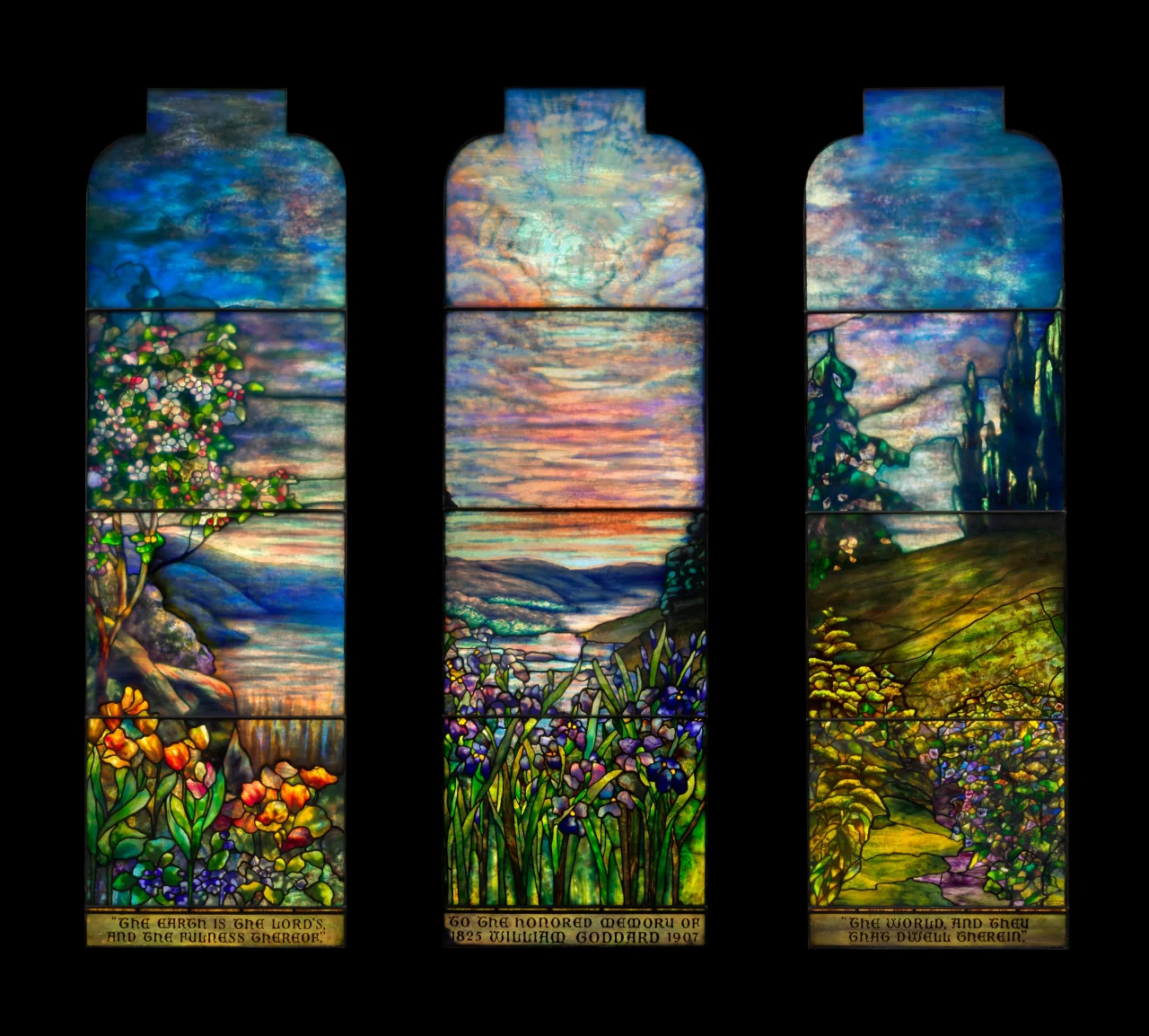 ティファニースタジオの《Goddard Memorial Window(ゴダード・メモリアル・ウィンドウ)》は、430万ドル(手数料込み)で落札された。Photo: Courtesy of Christie’s Images LTD 2025
