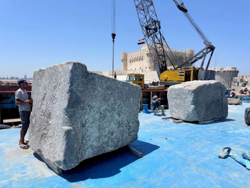 世界の七不思議「アレクサンドリアの大灯台」海底から巨大石材──歴史の空白を埋める手がかりに