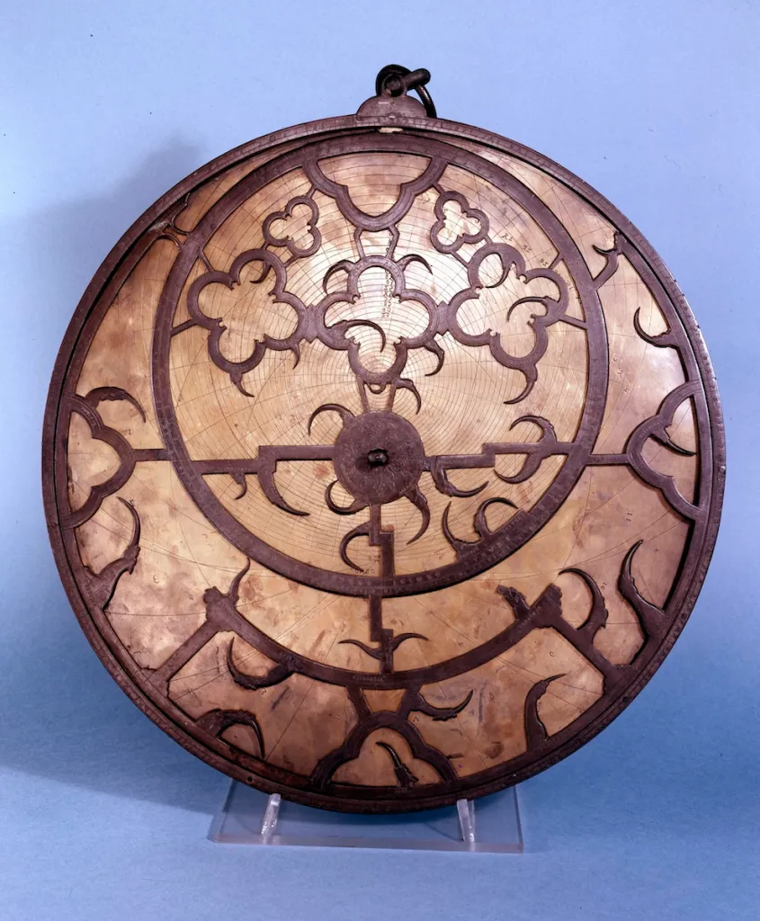 スローン・アストロラーベ(1290〜1300年) Photo: British Museum