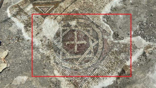 1500-Year-Old-Mosaic-with-Star