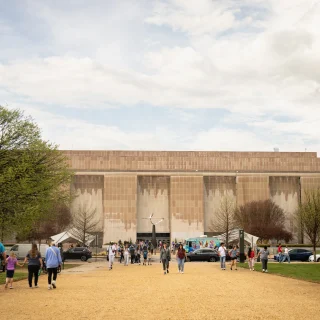 スミソニアン国立アメリカ歴史博物館の外観。Photo: Maansi Srivastava/ For The Washington Post via Getty Images