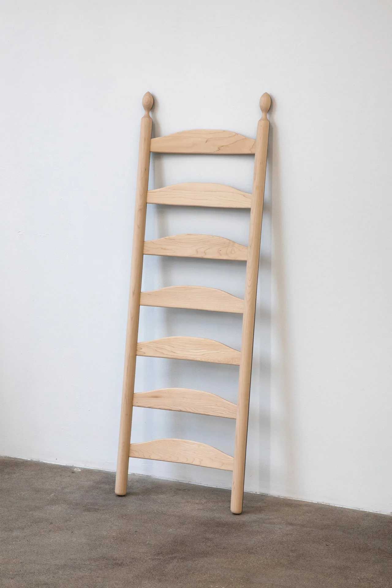 ゴードン・ホール《Leaning Back (1)》（2021）　Photo: Courtesy the Institute of Contemporary Art, Boston