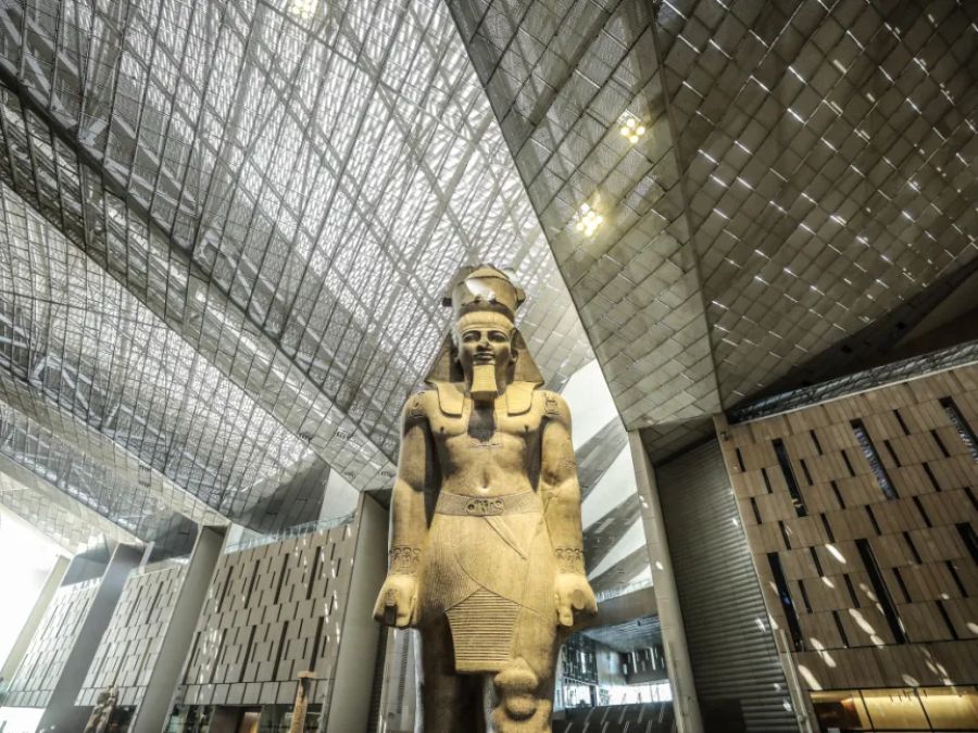 古代エジプトの貴重な考古遺物36点がアメリカから返還。彫像、壁画、写本等の画像を公開