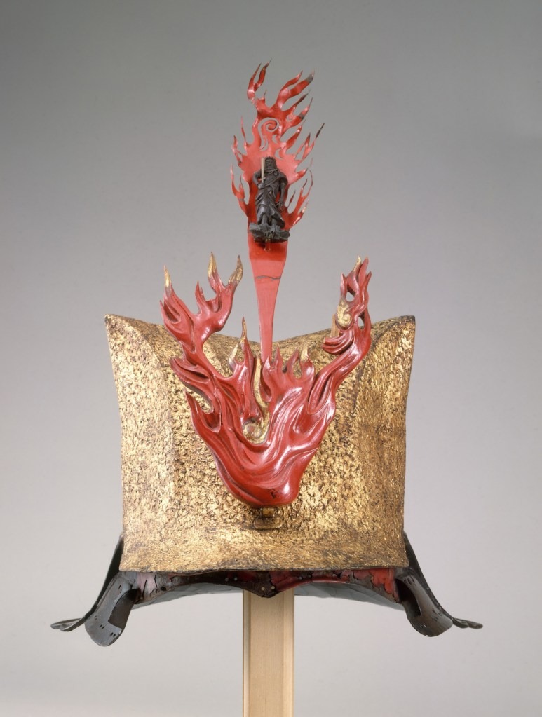 角頭巾形兜（16世紀）　Photo: Metropolitan Museum of Art
