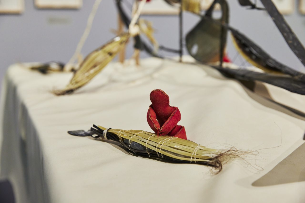 Artwork by Sakura Koretsune. Photo by Isao Negishi