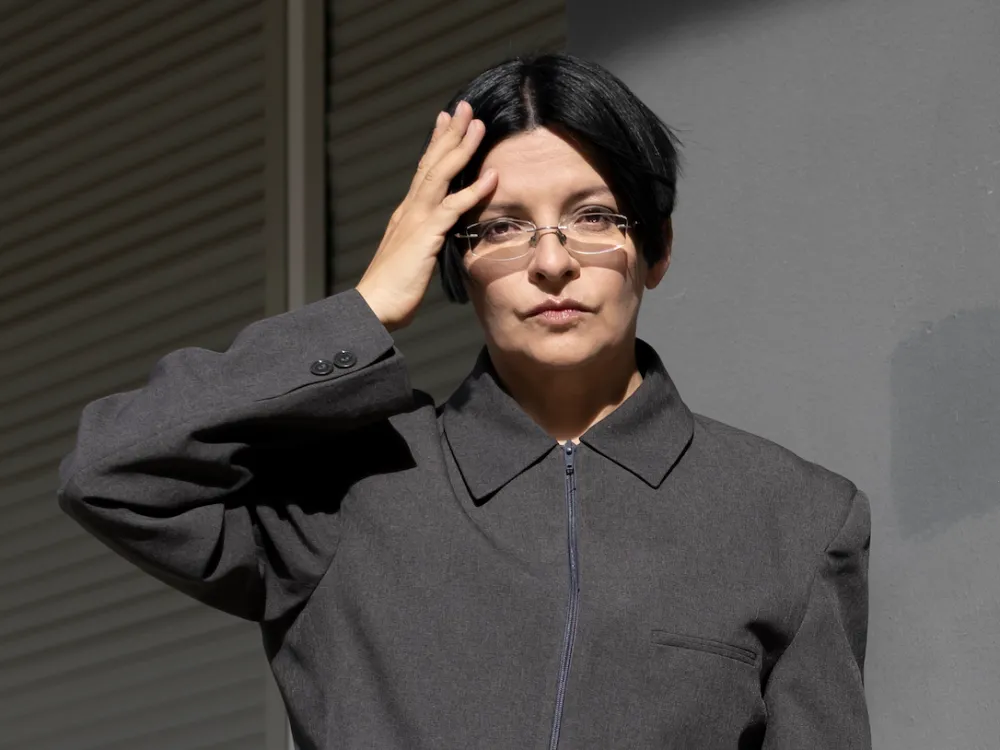 訃報：ヴェネチア・ビエンナーレのドイツ館代表作家、ヘンリケ・ナウマンが41歳で死去