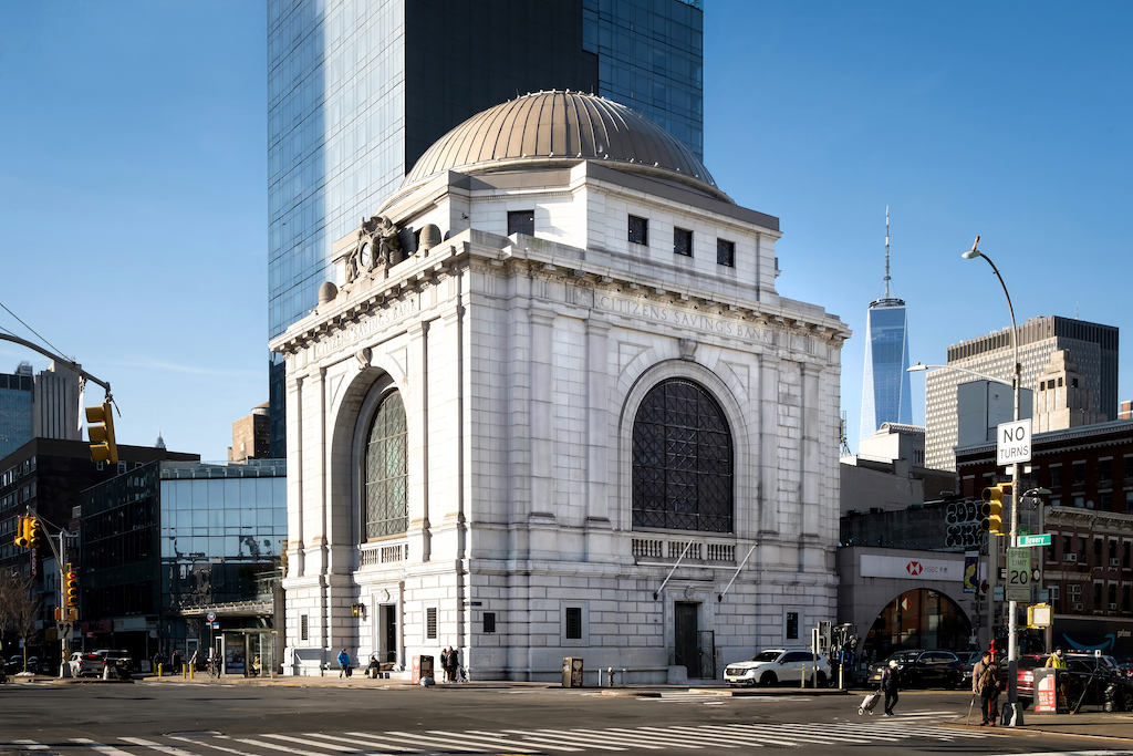 ワン・コンテンポラリーが入る建物の外観。Photo: Russell Low, Courtesy of Wang Contemporary.