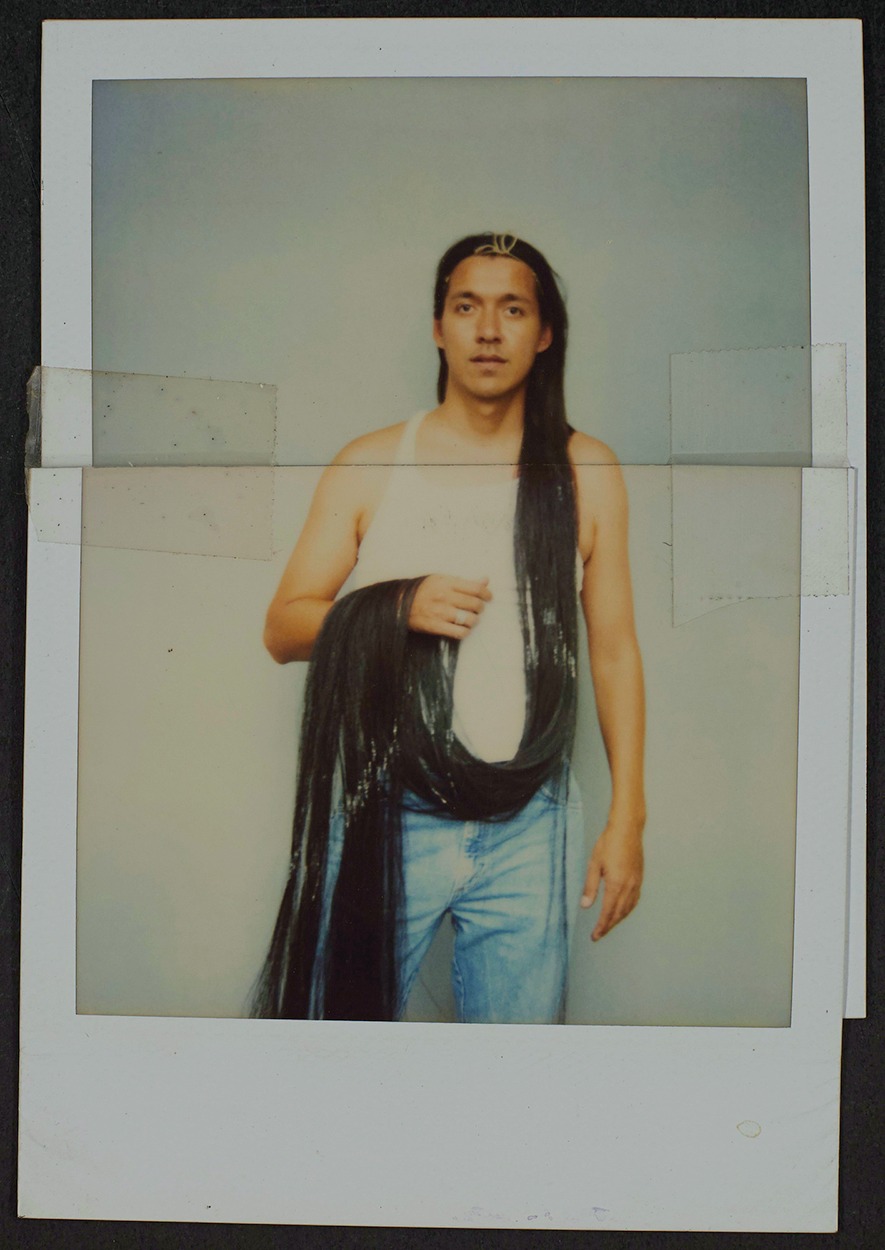 キモワン・メチェワイスの「Self-portraits」シリーズより《Untitled》（1998）。Photo: ©National Museum of the American Indian. Courtesy the National Museum of the American Indian Photo Services
