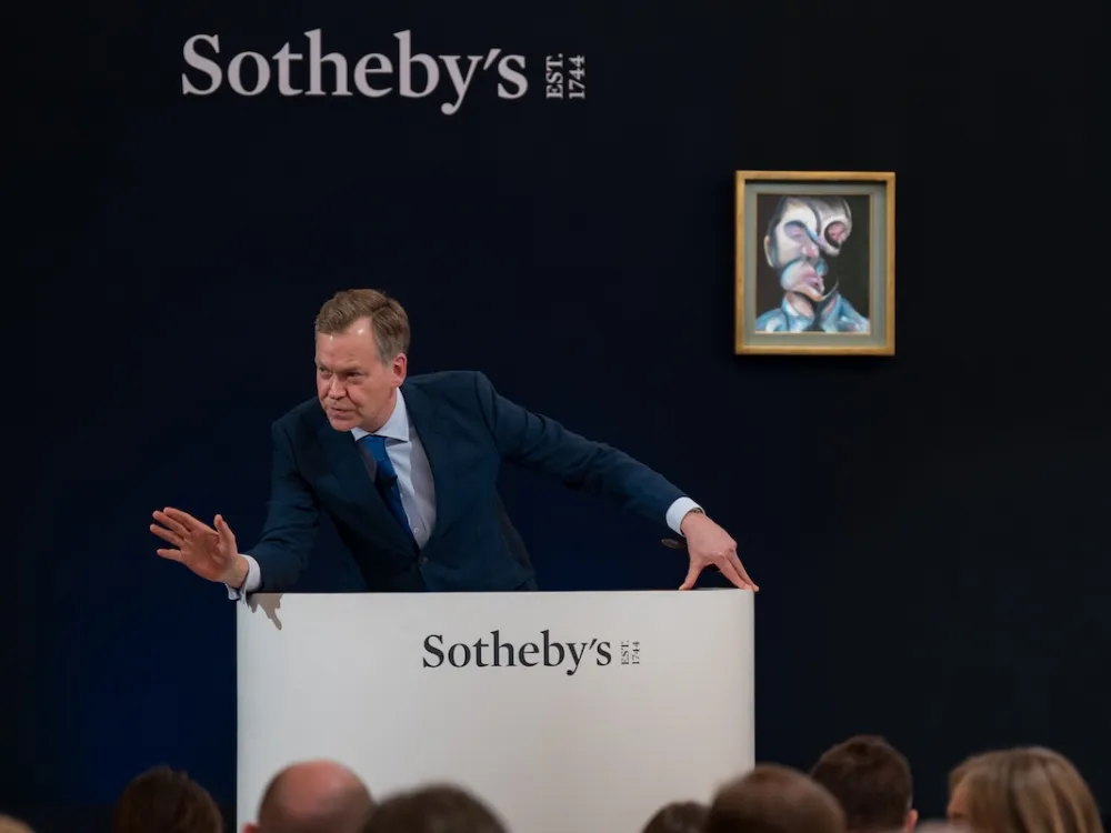 3月4日にサザビーズ・ロンドンで開催された近現代美術オークションの様子。Photo: Rayan Bamhayan/Courtesy Sotheby's