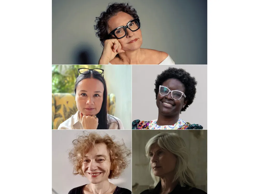 2026年ヴェネチア・ビエンナーレの審査員。（時計回りに上から）ソランジュ・オリヴェイラ・ファルカス、エルヴィラ・ディアンガニ・オセ、マルタ・クズマ、ジョヴァンナ・ザッペリ、ゾーイ・バット。Photo: Courtesy of Venice Biennale