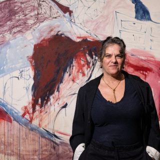 トレイシー・エミン　アートポスター  A2版 トレイシー・エミン、「見えない障がい」への配慮呼びかけ──地下鉄