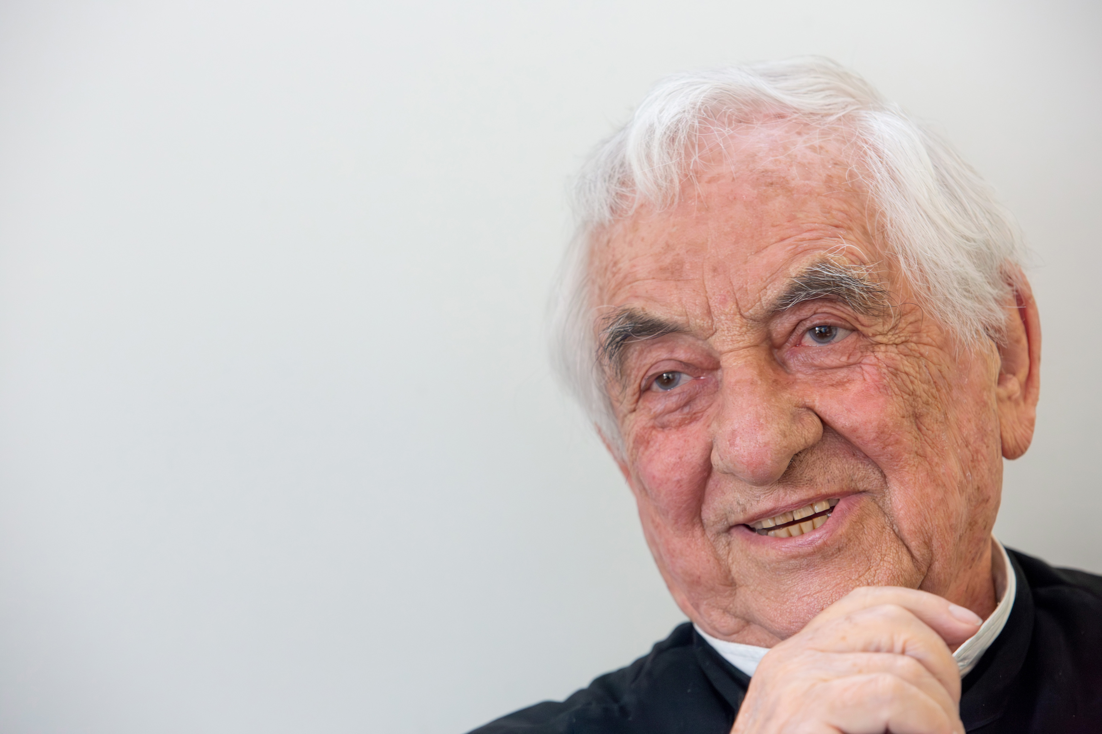 Daniel Buren. Photo: Katsumi Omori for ARTnews JAPAN