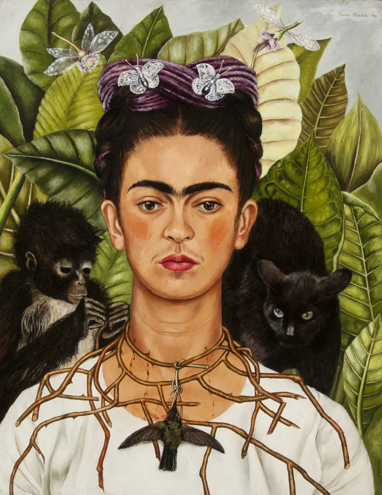フリーダ・カーロ《Untitled (Self-portrait with thorn necklace and hummingbird)》（1940） Photo: Courtesy Tate Modern