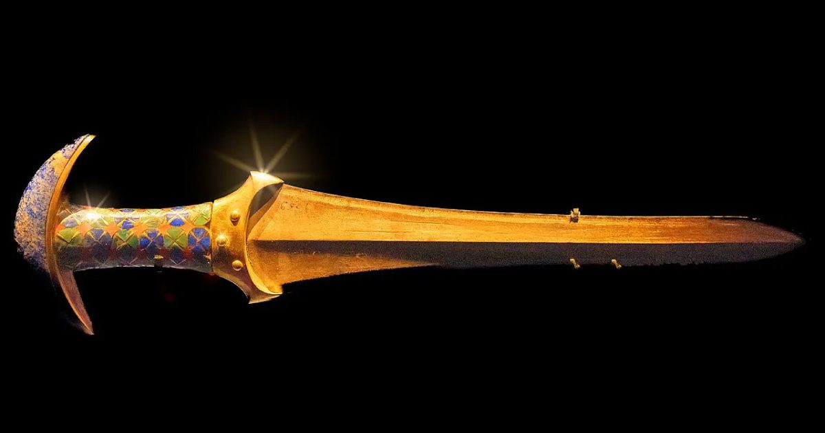 筋肉付着部の発達が示す「武器使用」の可能性──古代エジプト王女の