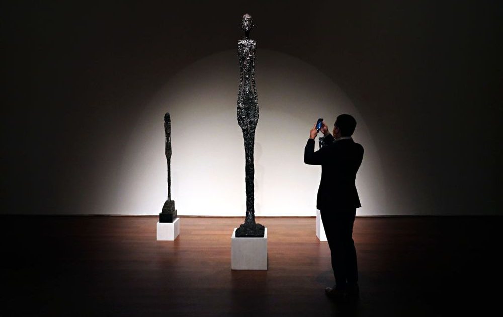 アルベルト・ジャコメッティの高額落札作品トップ10──彫刻史上最高額